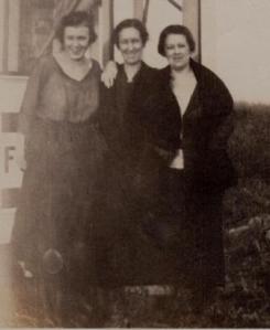 Blanche, Ruth, Grandma Herrick 001